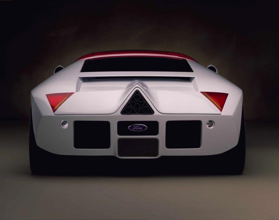  Ford GT90 Concept 1995 года  (фото 12 из 16)